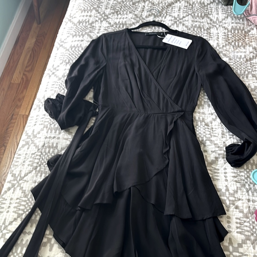 Long black sleeve dress